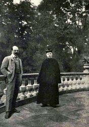 Stanisław Henryk hr. Badeni z bratem (księdzem). Źródło: "Wieś ilustrowana", z. 7 z lipca 1911 r., s. 19.