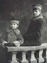 Od lewej
Jan i Adam Wiśniewscy,
Z archiwum rodzinnego Zdzisława Wiśniewskiego
